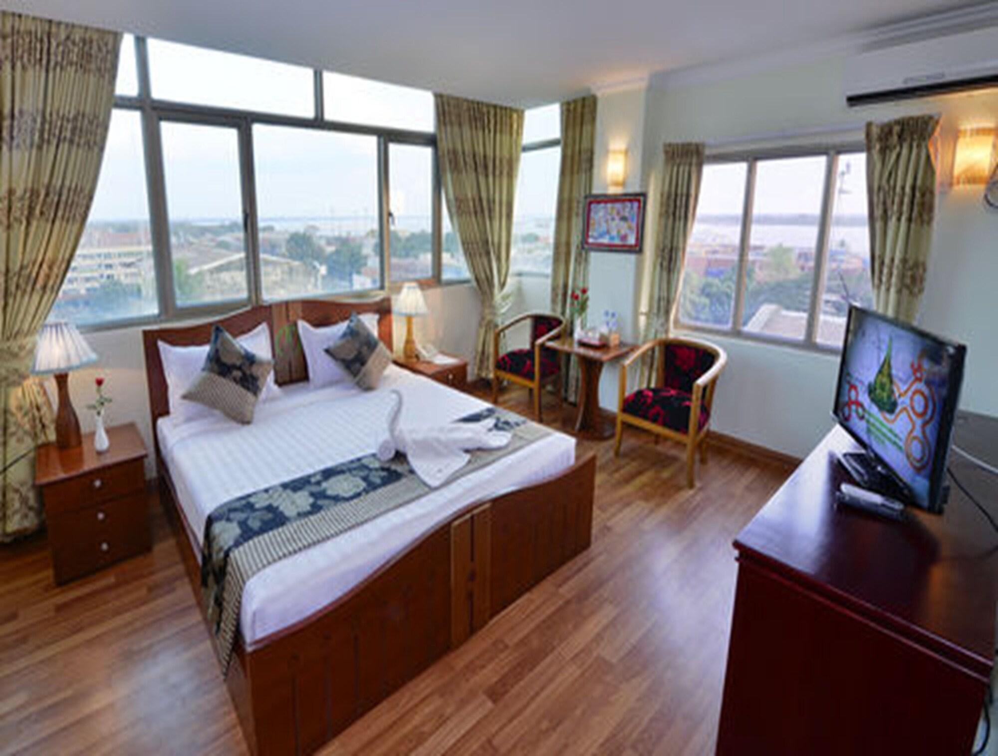 Millennium Hotel Yangon Ngoại thất bức ảnh