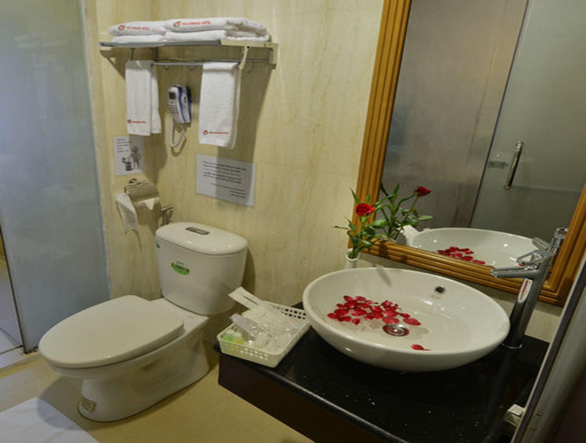 Millennium Hotel Yangon Ngoại thất bức ảnh